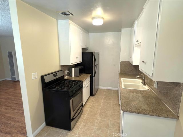 1325 E 7th 2, Long Beach, CA 90813
