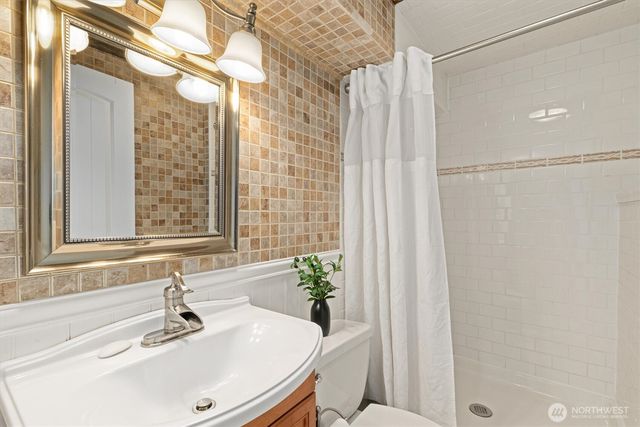 13237 3rd Avenue S, Burien, WA 98168