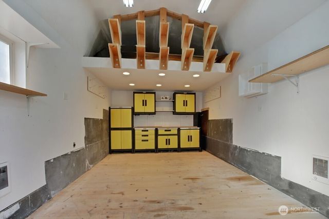 13237 3rd Avenue S, Burien, WA 98168