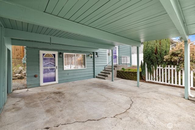 13237 3rd Avenue S, Burien, WA 98168