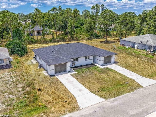 4733 28th ST SW, Lehigh Acres, FL 33973