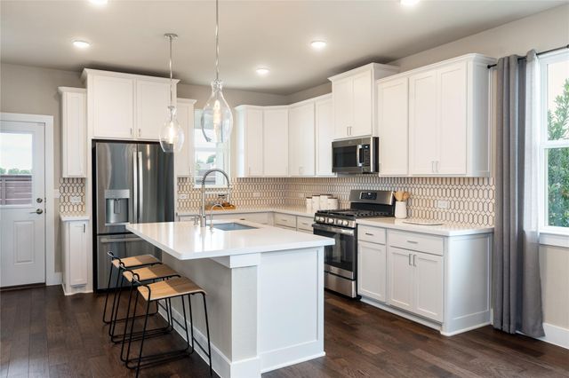 14137 Matterod DR, Del Valle, TX 78617