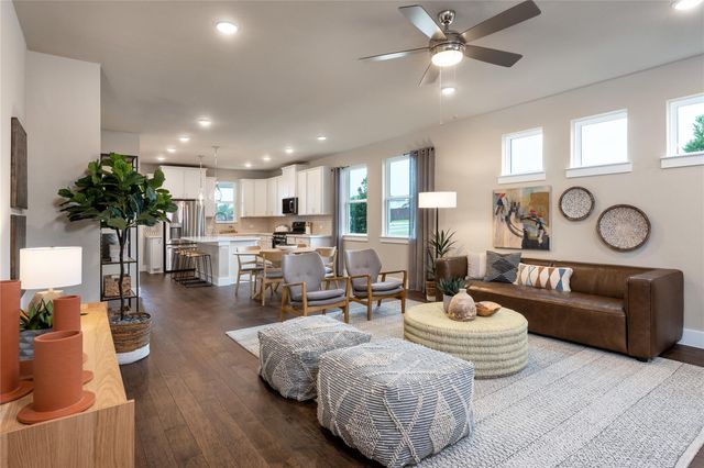 14137 Matterod DR, Del Valle, TX 78617