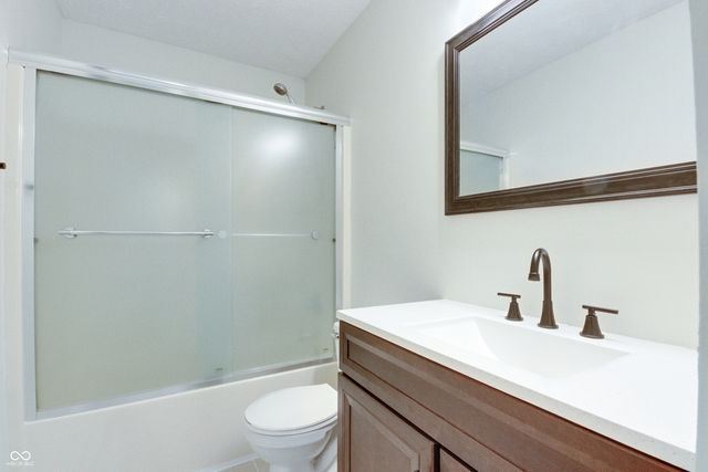 10194 Buell Drive, Avon, IN 46123