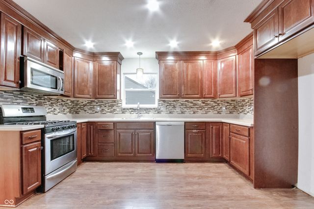 10194 Buell Drive, Avon, IN 46123