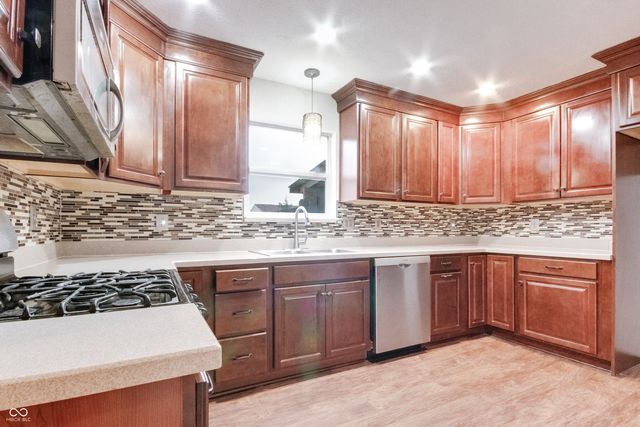 10194 Buell Drive, Avon, IN 46123