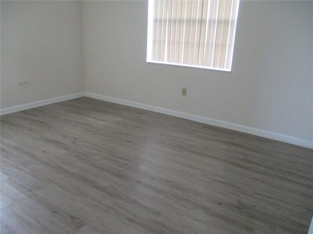 1304 LAMBDETH COURT, Sun City Center, FL 33573