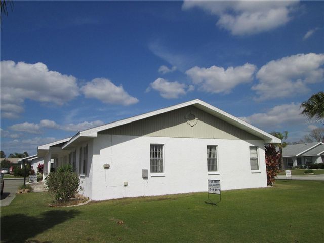 1304 LAMBDETH COURT, Sun City Center, FL 33573