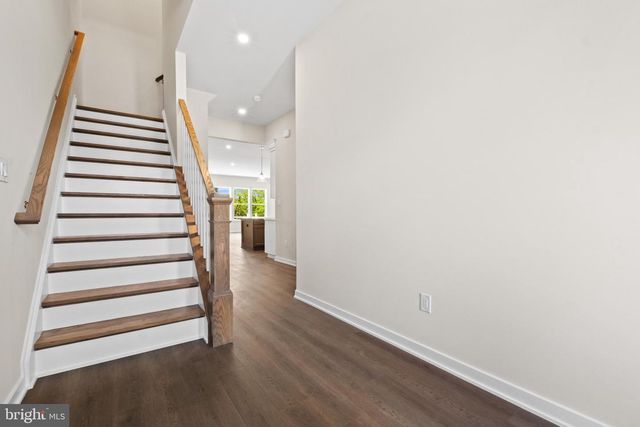 217 RIVER TRAIL CIR, King Of Prussia, PA 19406