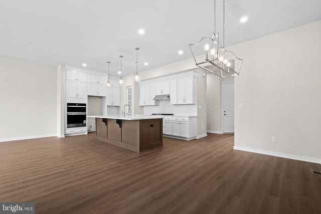 217 RIVER TRAIL CIR, King Of Prussia, PA 19406