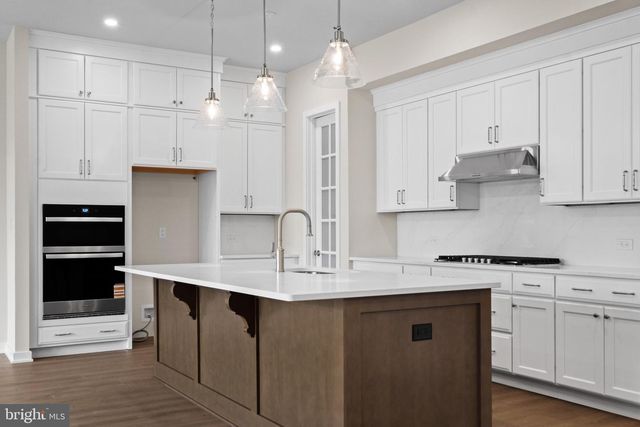 217 RIVER TRAIL CIR, King Of Prussia, PA 19406