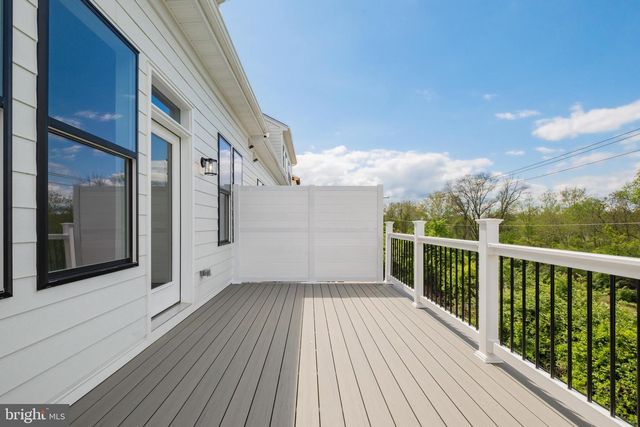 217 RIVER TRAIL CIR, King Of Prussia, PA 19406