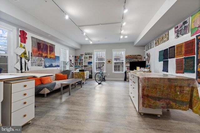 922 S STREEPER ST, Baltimore, MD 21224