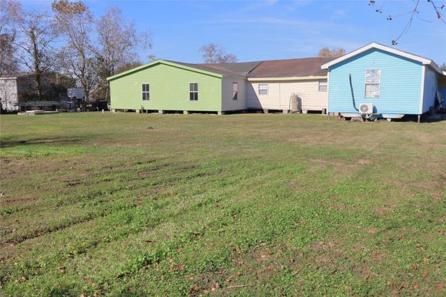 634 S Paloma Drive, Rosharon, TX 77583