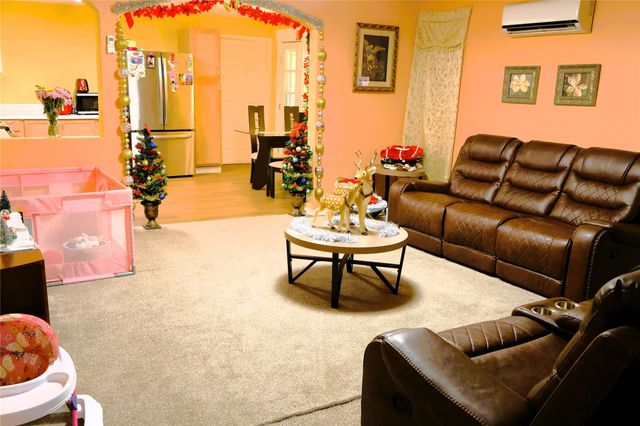 634 S Paloma Drive, Rosharon, TX 77583