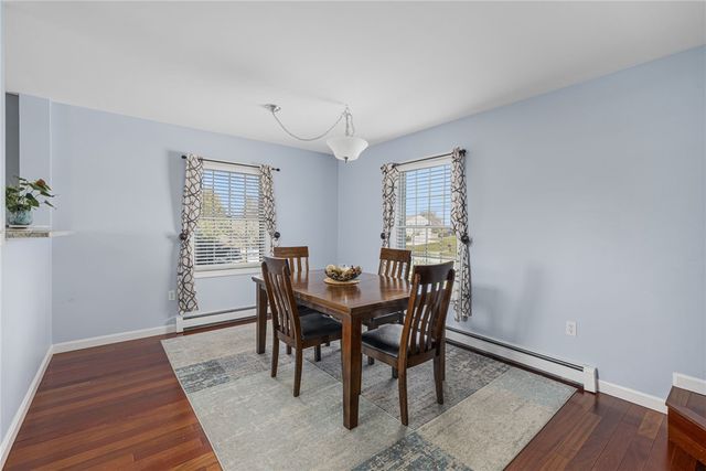 136 Corporate Place, Middletown, RI 02842