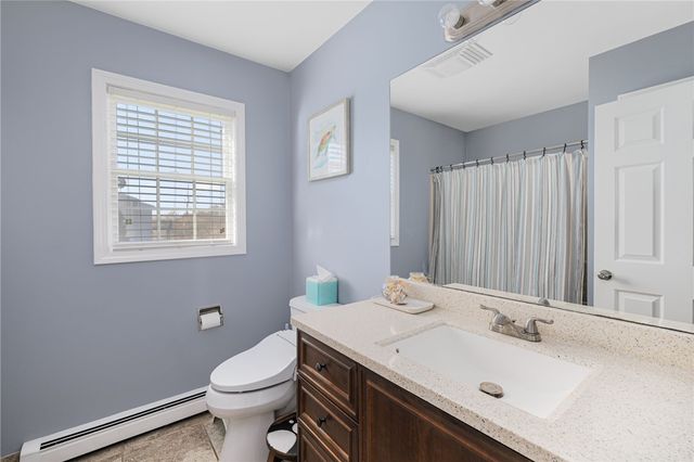 136 Corporate Place, Middletown, RI 02842