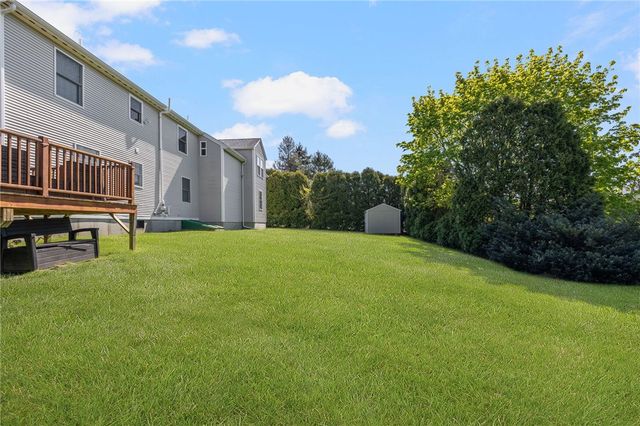 136 Corporate Place, Middletown, RI 02842