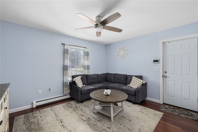 136 Corporate Place, Middletown, RI 02842