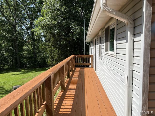 25532 Southwind Road, Warrenton, MO 63383
