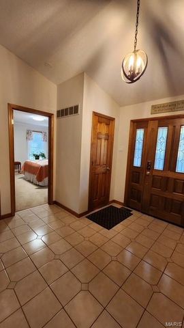 25532 Southwind Road, Warrenton, MO 63383