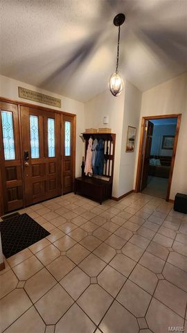 25532 Southwind Road, Warrenton, MO 63383