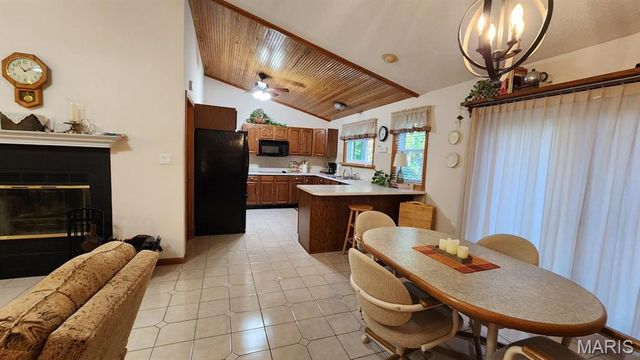 25532 Southwind Road, Warrenton, MO 63383