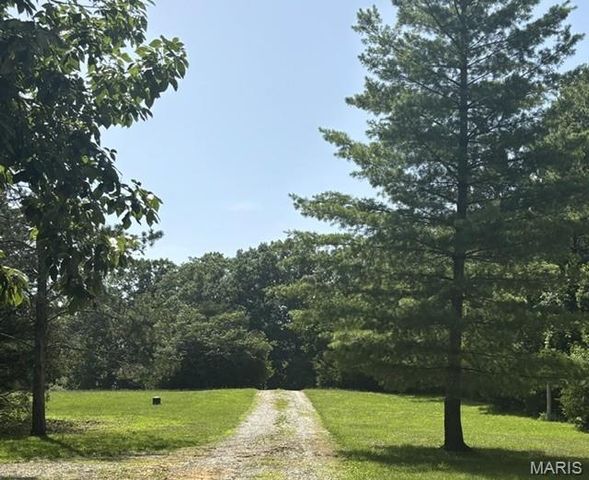 25532 Southwind Road, Warrenton, MO 63383