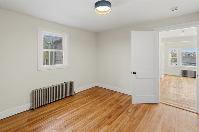 25 Johnson St, Worcester, MA 01604