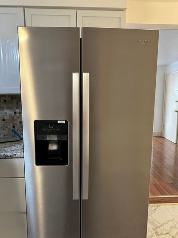 8518 W Rascher Avenue 2, Chicago, IL 60656