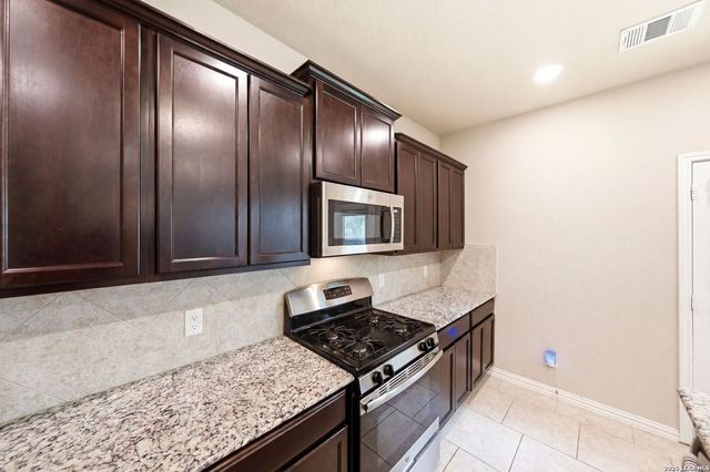 6012 Akin Song, San Antonio, TX 78261