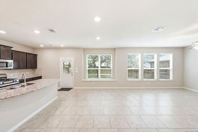 6012 Akin Song, San Antonio, TX 78261