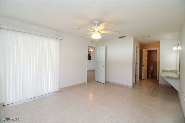 615 108th AVE N, Naples, FL 34108