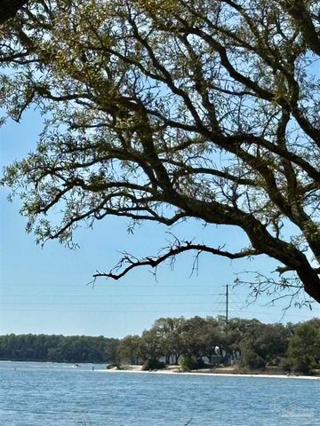 326 W Sunset Ave, Pensacola, FL 32507