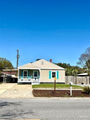 326 W Sunset Ave, Pensacola, FL 32507