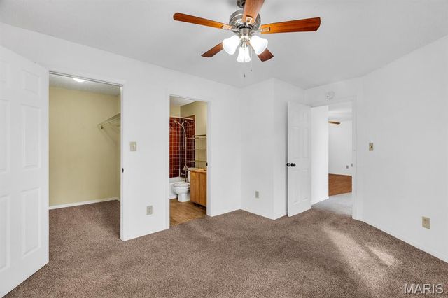 1514 Summer Run Drive 308, Florissant, MO 63033