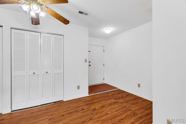 1514 Summer Run Drive 308, Florissant, MO 63033