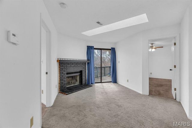 1514 Summer Run Drive 308, Florissant, MO 63033