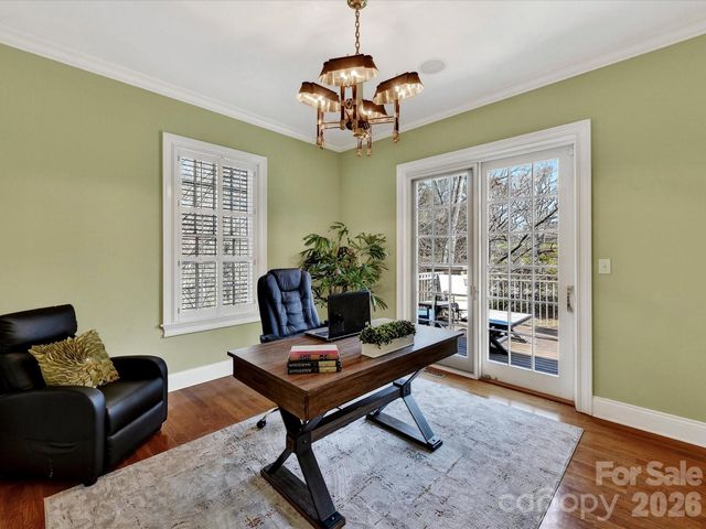 1779 8th Street Drive NW, Hickory, NC 28601