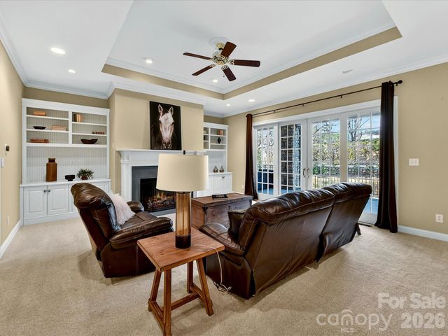 1779 8th Street Drive NW, Hickory, NC 28601