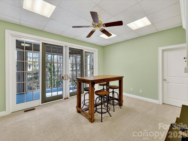 1779 8th Street Drive NW, Hickory, NC 28601