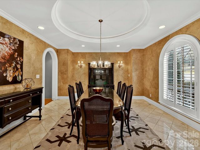 1779 8th Street Drive NW, Hickory, NC 28601