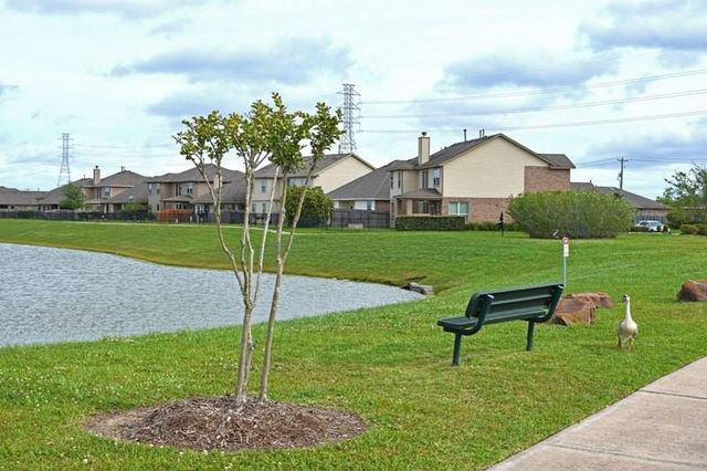 401 Kendall Crest Drive, Alvin, TX 77511
