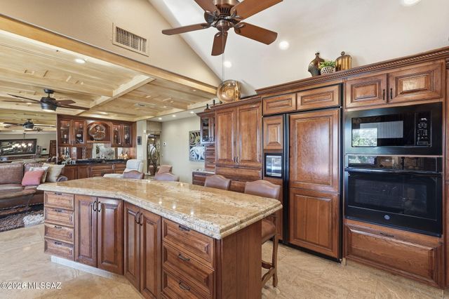 3901 N Rio Verde Vista Drive, Tucson, AZ 85750