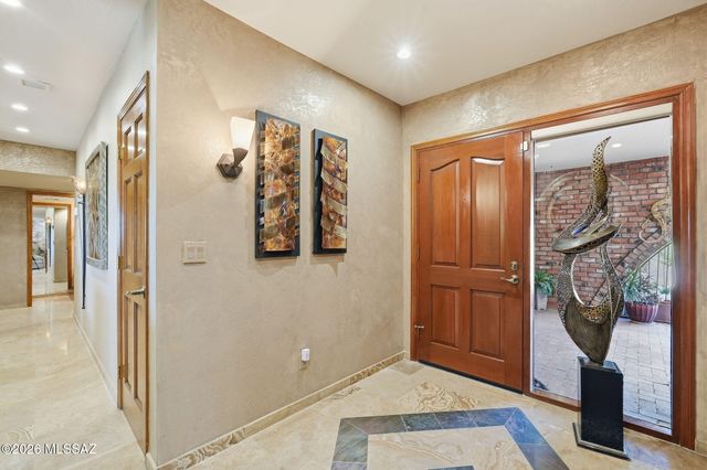 3901 N Rio Verde Vista Drive, Tucson, AZ 85750