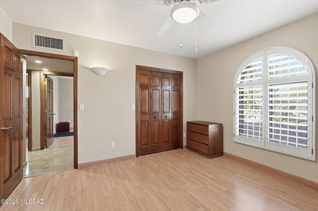 3901 N Rio Verde Vista Drive, Tucson, AZ 85750