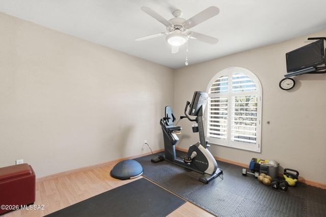 3901 N Rio Verde Vista Drive, Tucson, AZ 85750