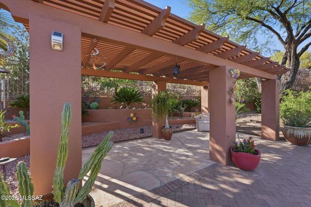 3901 N Rio Verde Vista Drive, Tucson, AZ 85750