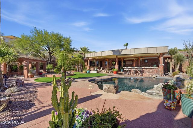 3901 N Rio Verde Vista Drive, Tucson, AZ 85750
