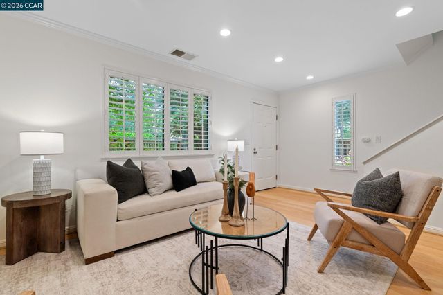 417 Westcliffe Pl, Walnut Creek, CA 94597